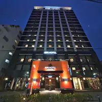 ホテル外観でございます。