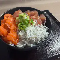 ◆ご当地メニュー【海鮮丼】