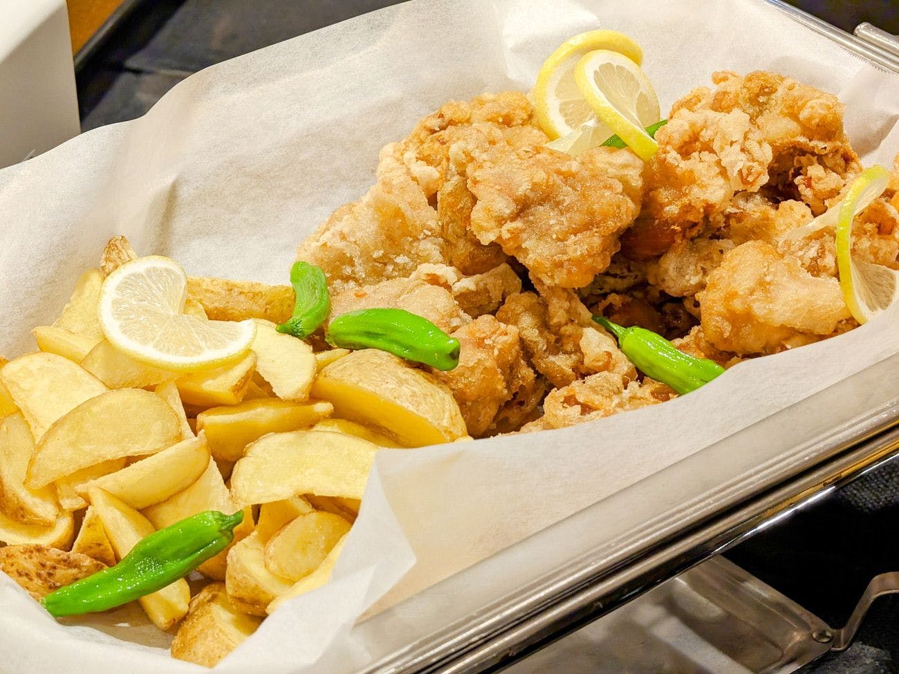 อาหารเช้า: มันฝรั่งทอด, ไก่ทอด