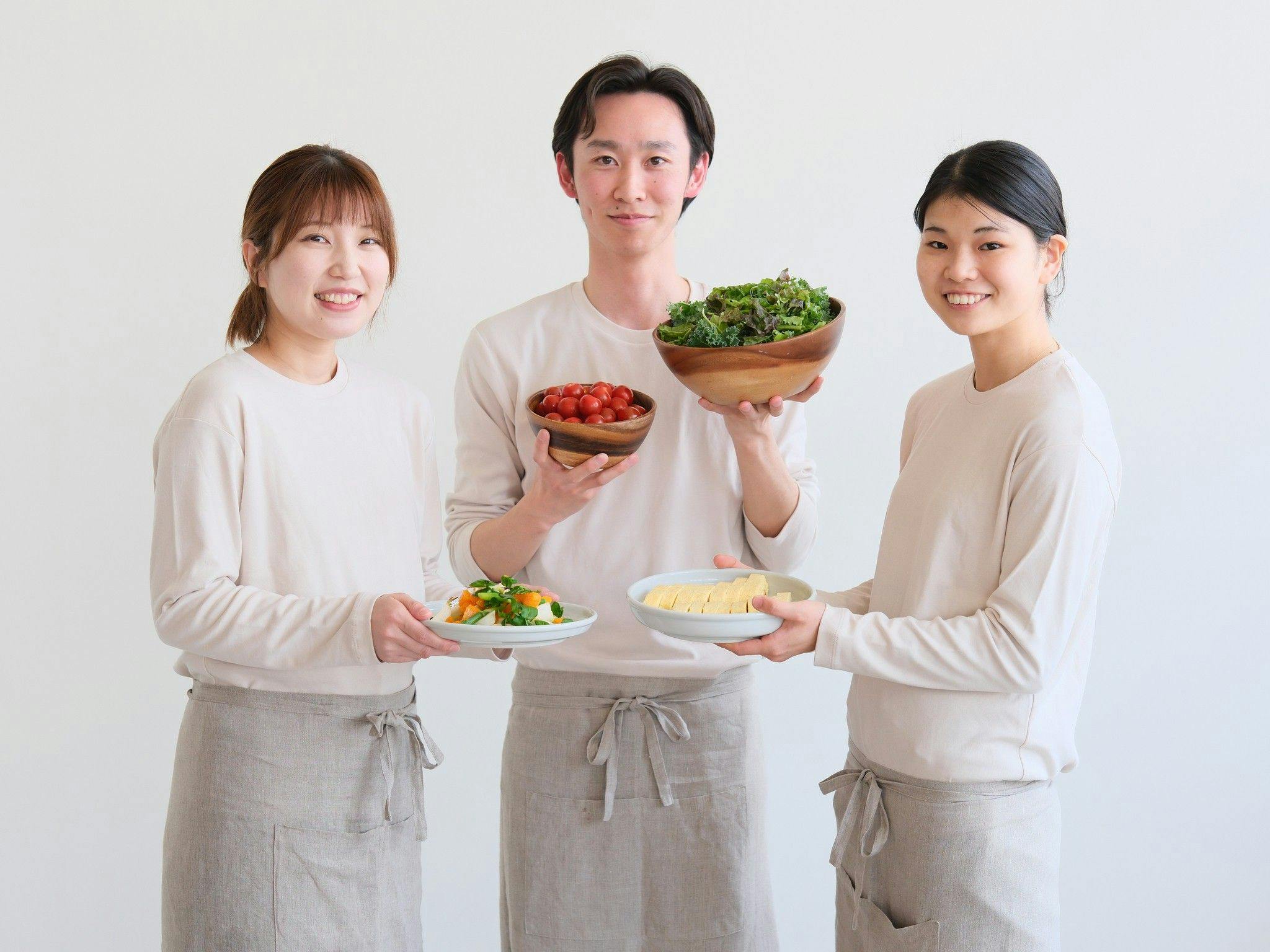 พนักงานของเราจะให้บริการด้วยรอยยิ้มแรกในตอนเช้า