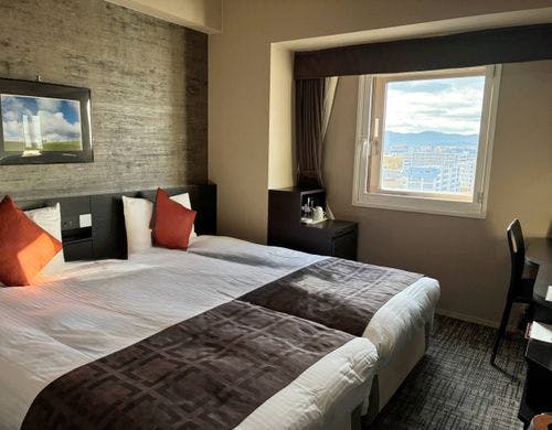 ハリウッドツイン