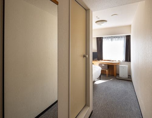 エコノミーシングル