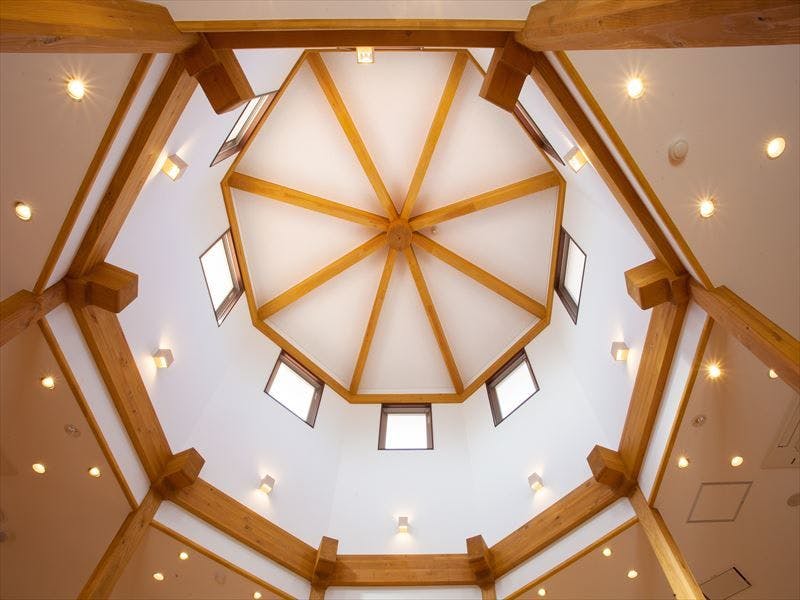 レストランの八角天井