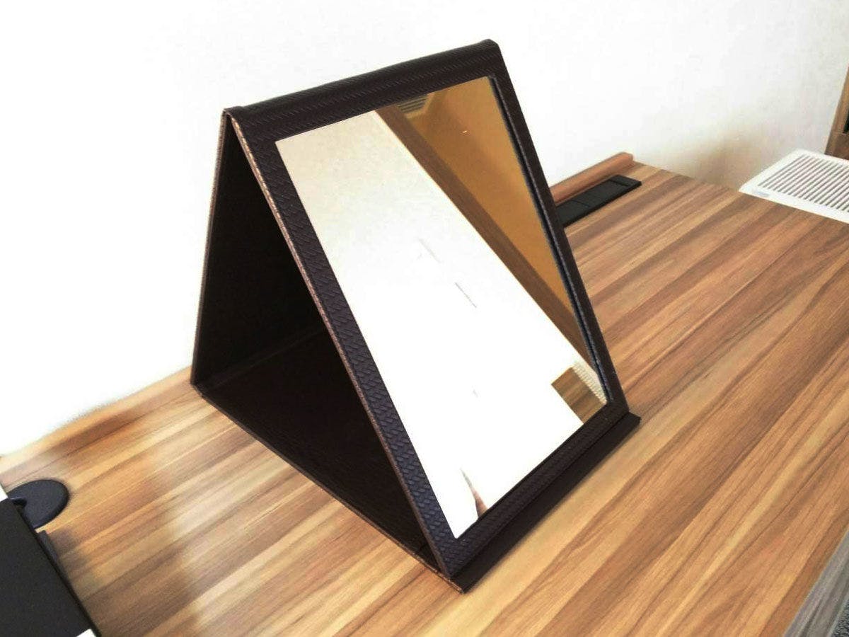 Fasilitas kamar: Cermin berdiri