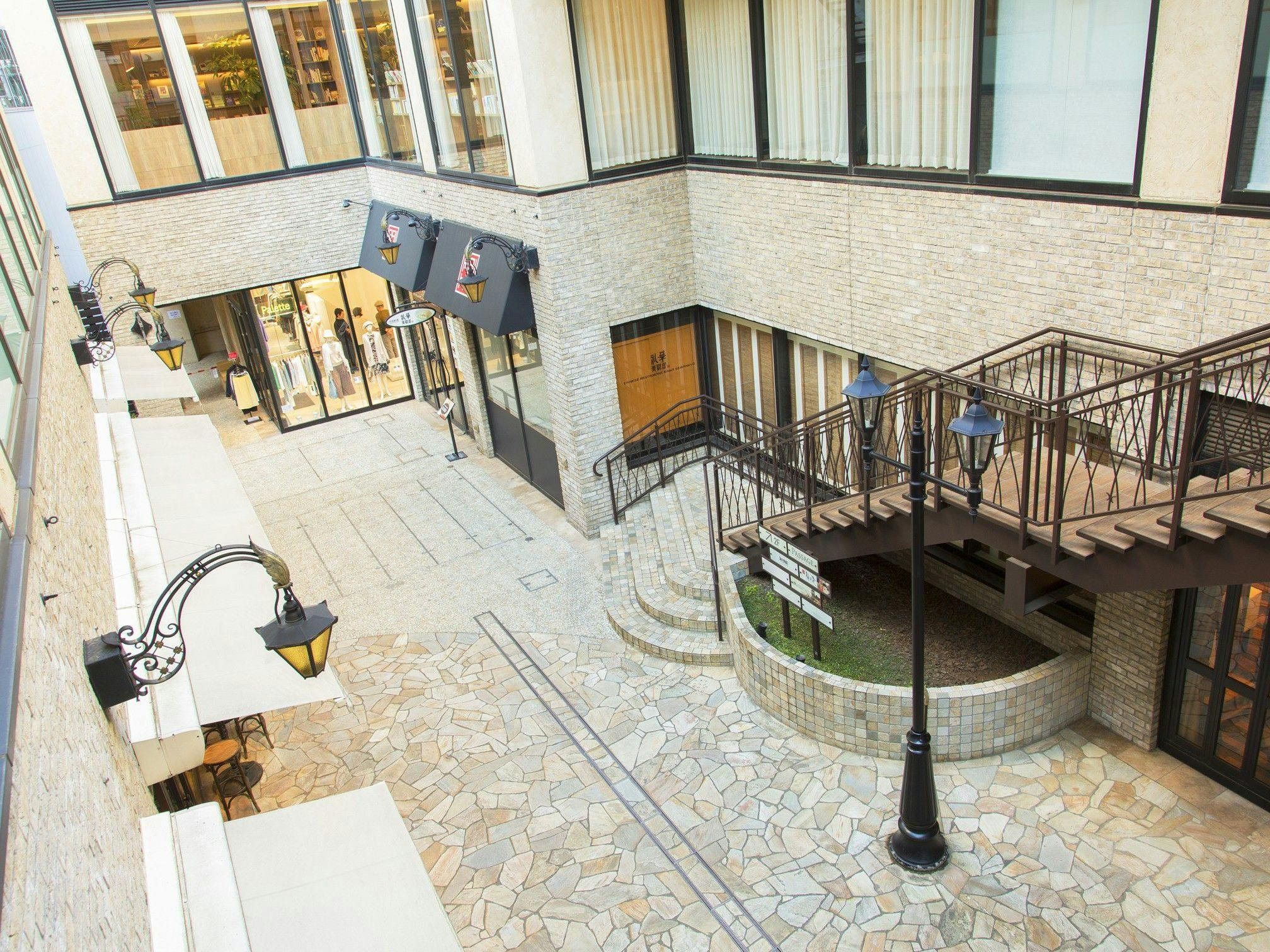 【パサージュ青山】