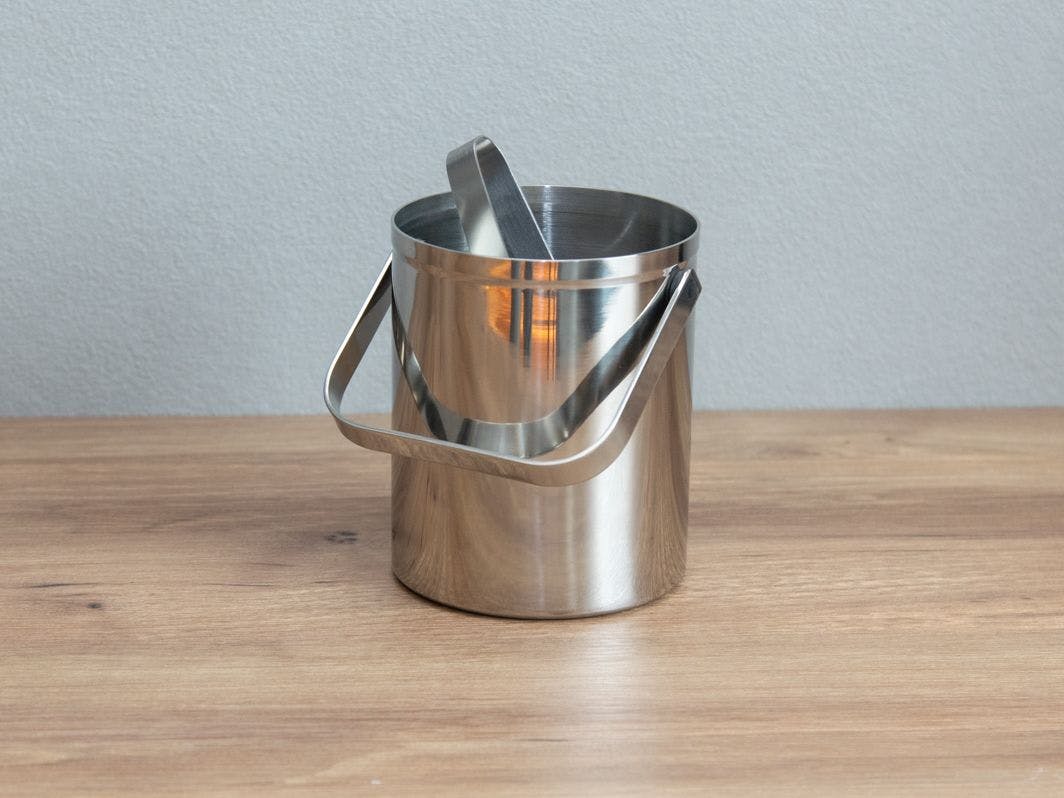 ถังน้ำแข็ง