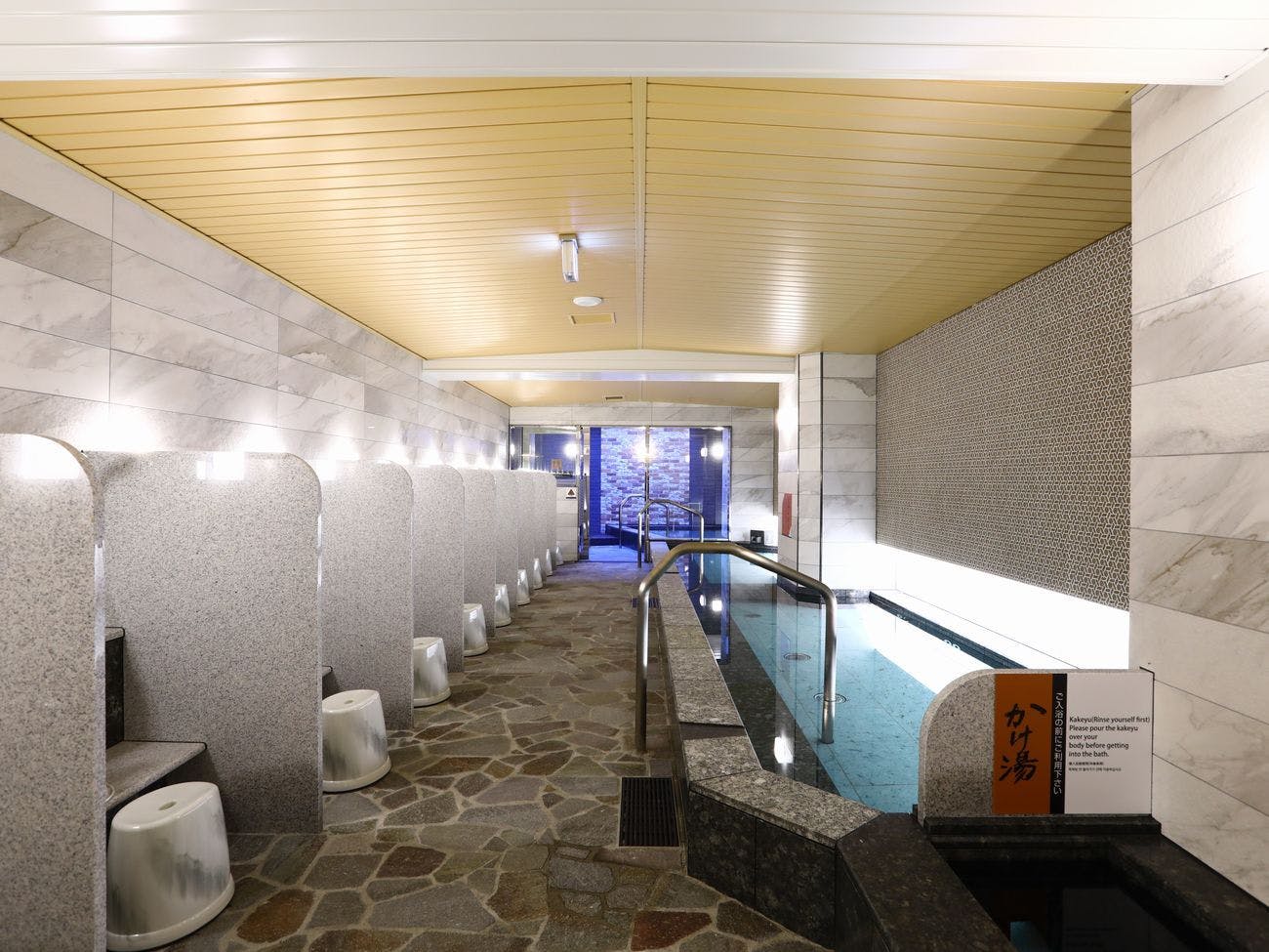 アパホテル〈山手大塚駅前タワー〉