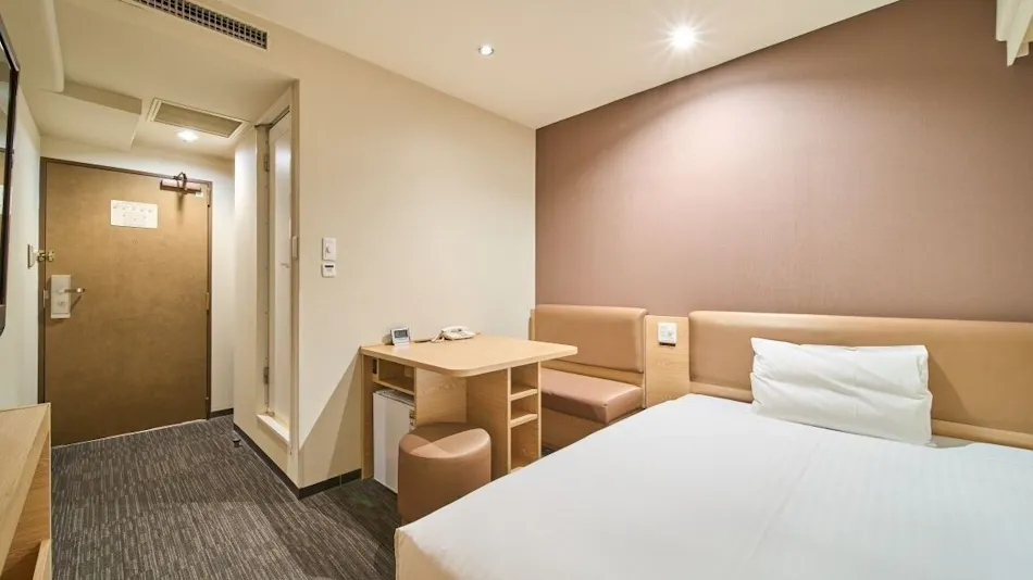 JR West Group Via Inn Shin-Osaka West