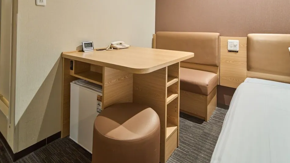 JR West Group Via Inn Shin-Osaka West