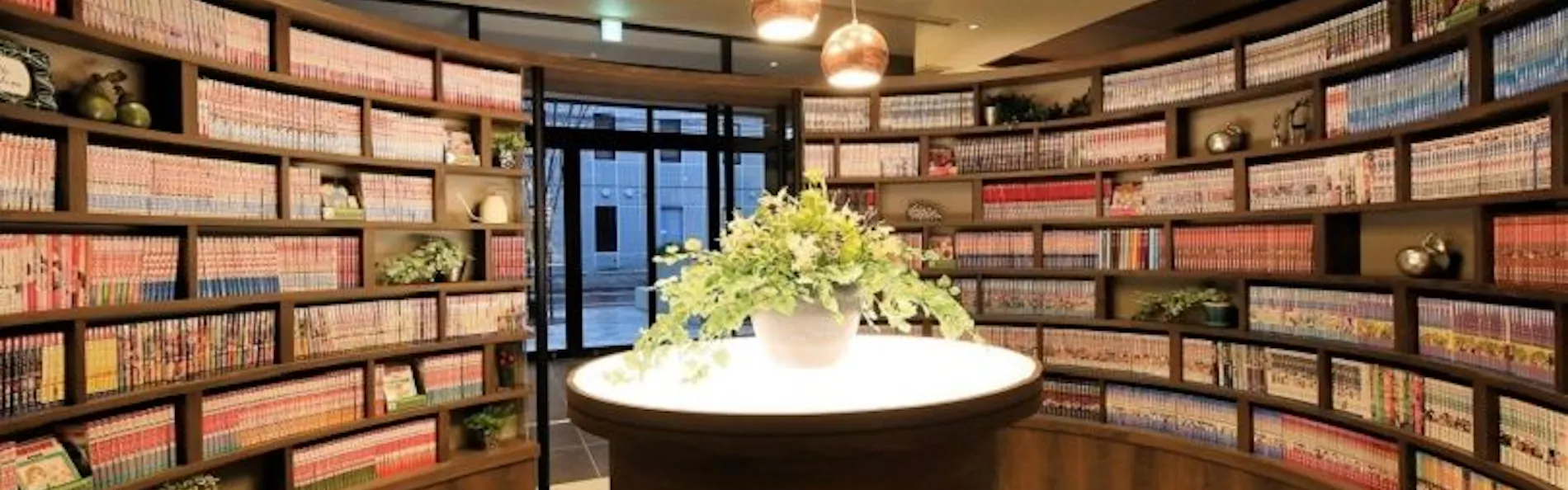 クインテッサホテル福岡天神 Comic&Books