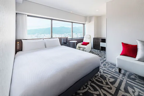 ยูนิเวอร์แซลดับเบิล 【ห้ามสูบบุหรี่】~ ขนาด 26 ตร.ม. ~