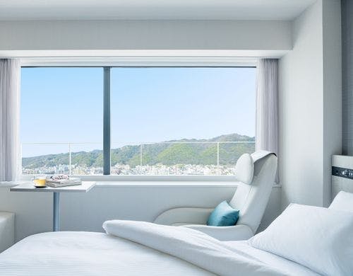 高層階ダブル（海側）【禁煙】