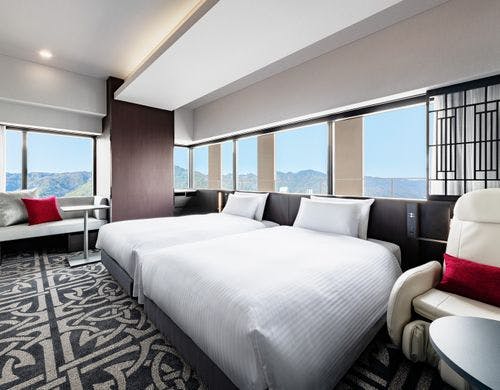 高層階コーナーツイン（山側）【禁煙】