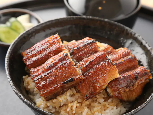 【朝夕2食付】クロスゲート金沢2F・うなぎ四代目菊川の「うな丼」食事引換券とホテル朝食ビュッフェ付き