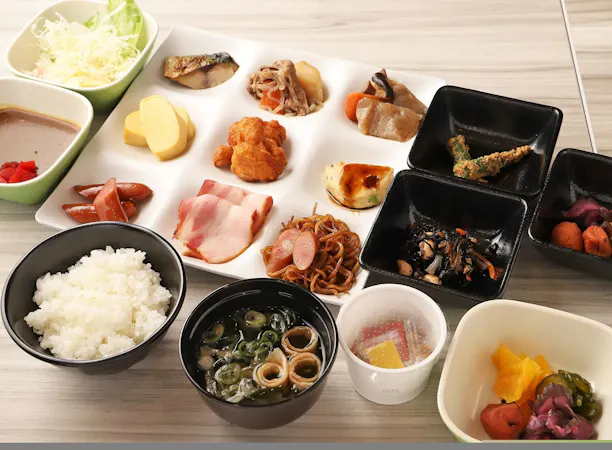 ご朝食(盛り付けイメージ)