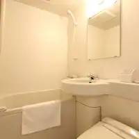 Kamar mandi unit (bersama untuk setiap Kamar)