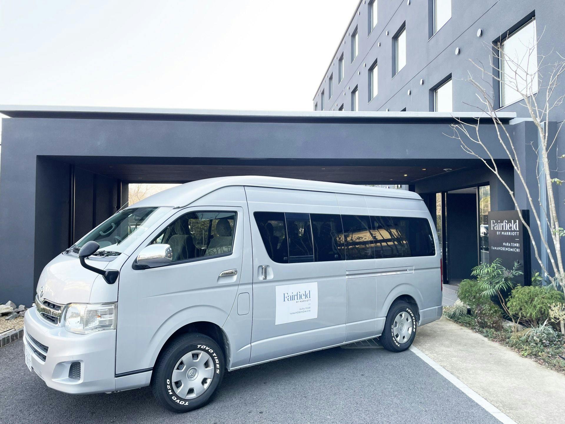 送迎車イメージ。要予約。