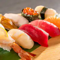 〈Kappo Minato〉Nigiri Pilihan Istimewa Minato (10 ketul)