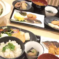 อาหารเช้าสไตล์ญี่ปุ่น