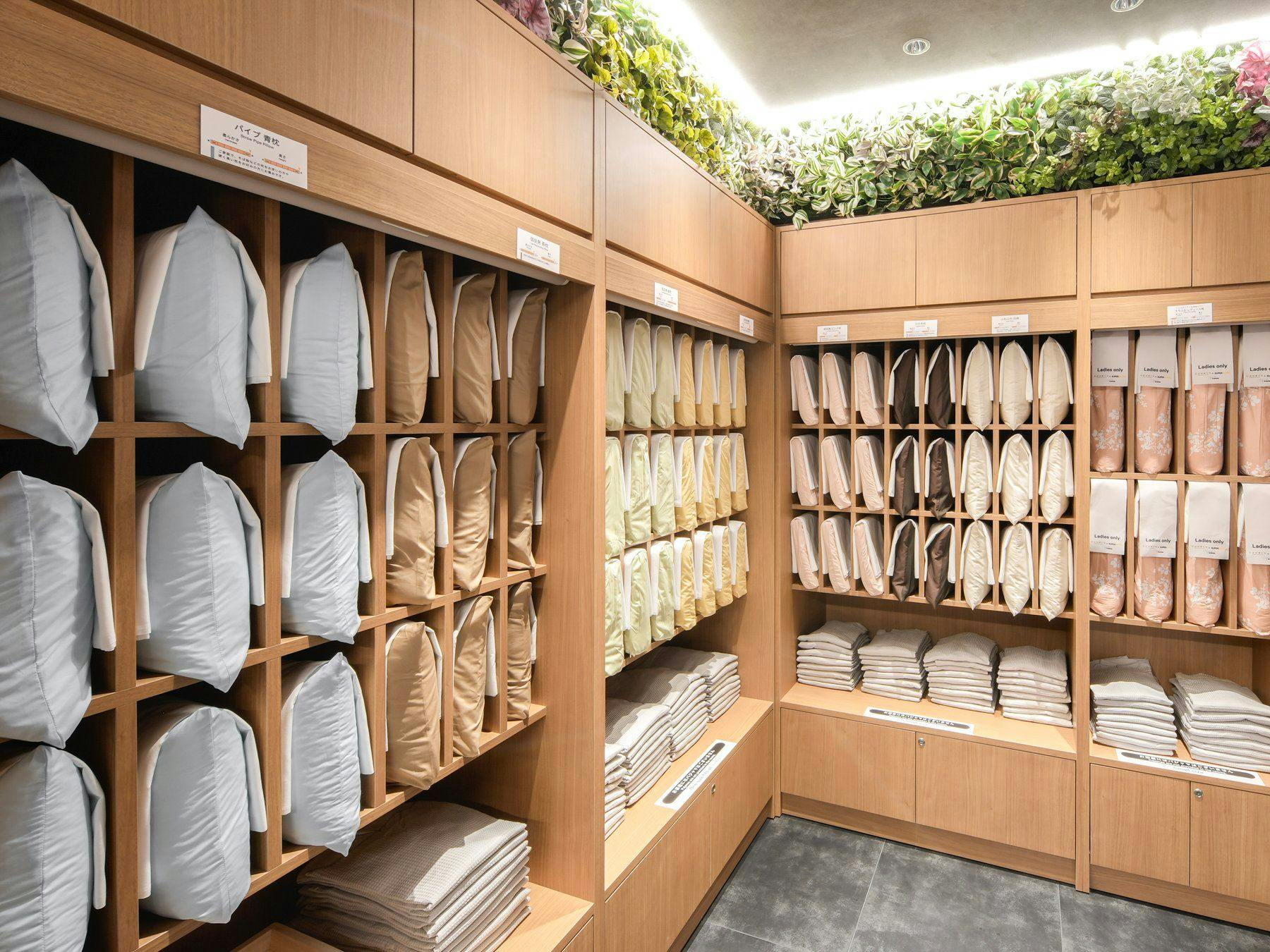 8 jenis bantal pilihan untuk tidur nyenyak