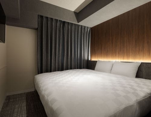 【キングルーム】ベッド幅200cm x 1台