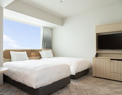 ユニバーサルツイン