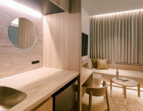 【キングシャワールーム】