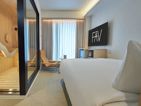 【スーペリアクイーン 】