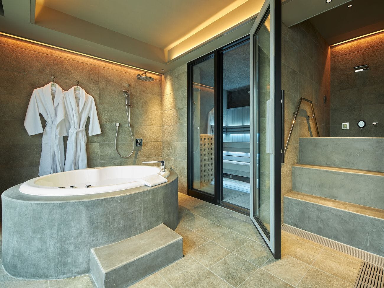 プレミア サウナ バンク スイート