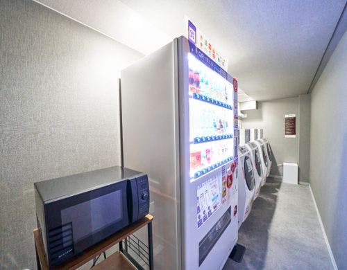 コインランドリー&自動販売機