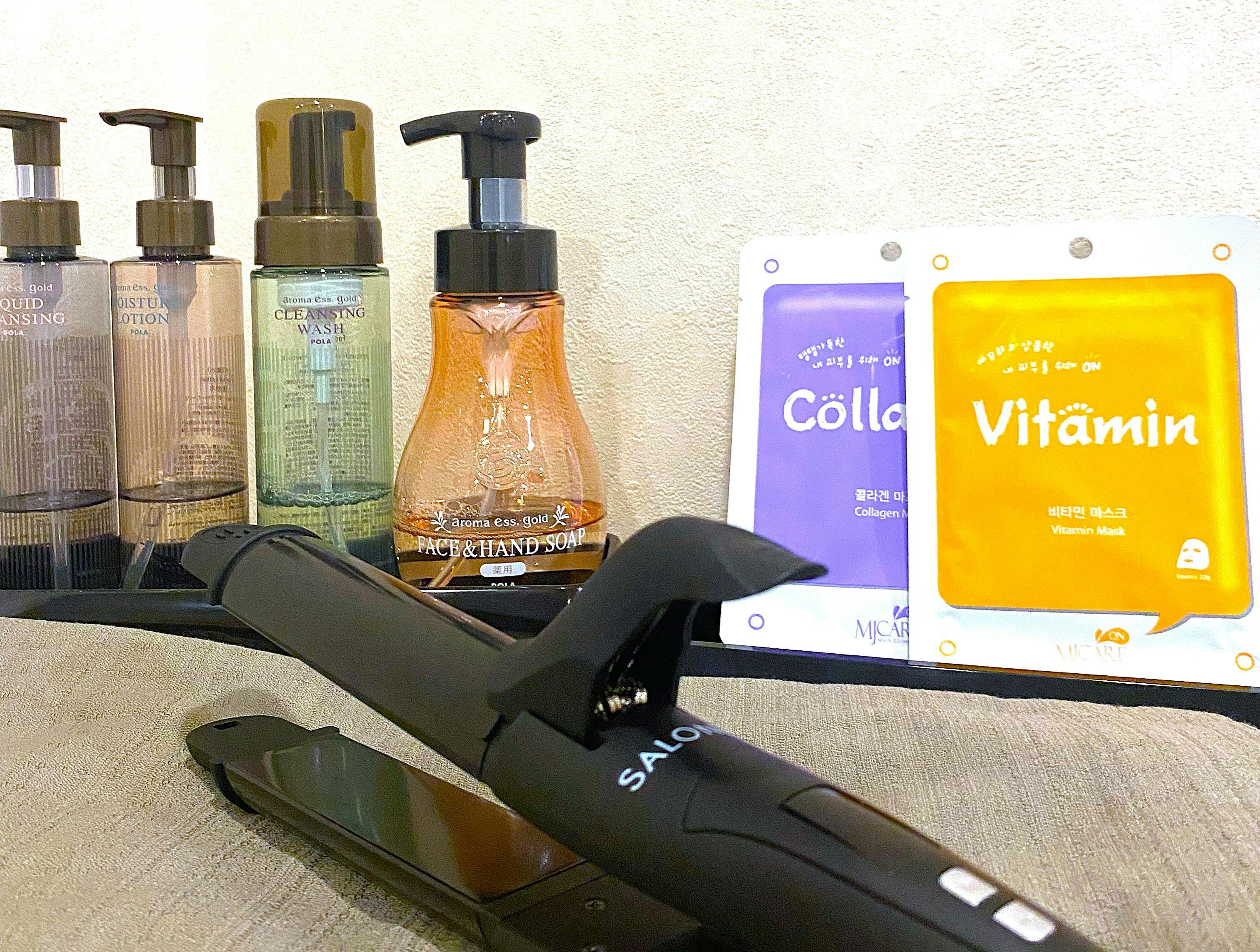 ストレート、カール両用のヘアアイロン