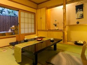 松の家 花泉 （まつのや かせん）