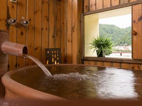 松の家 花泉 （まつのや かせん）