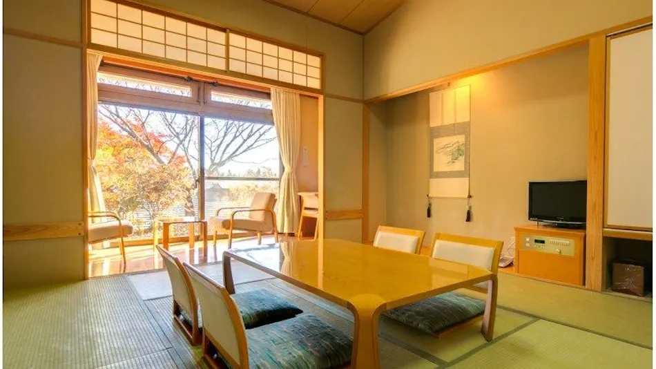 Forest Resort Conifer Iwabitsu