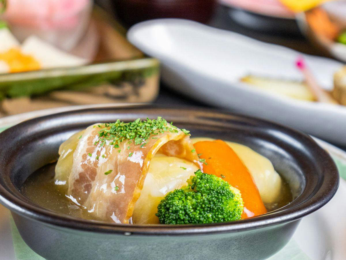 Forest Resort Conifer Iwabitsu