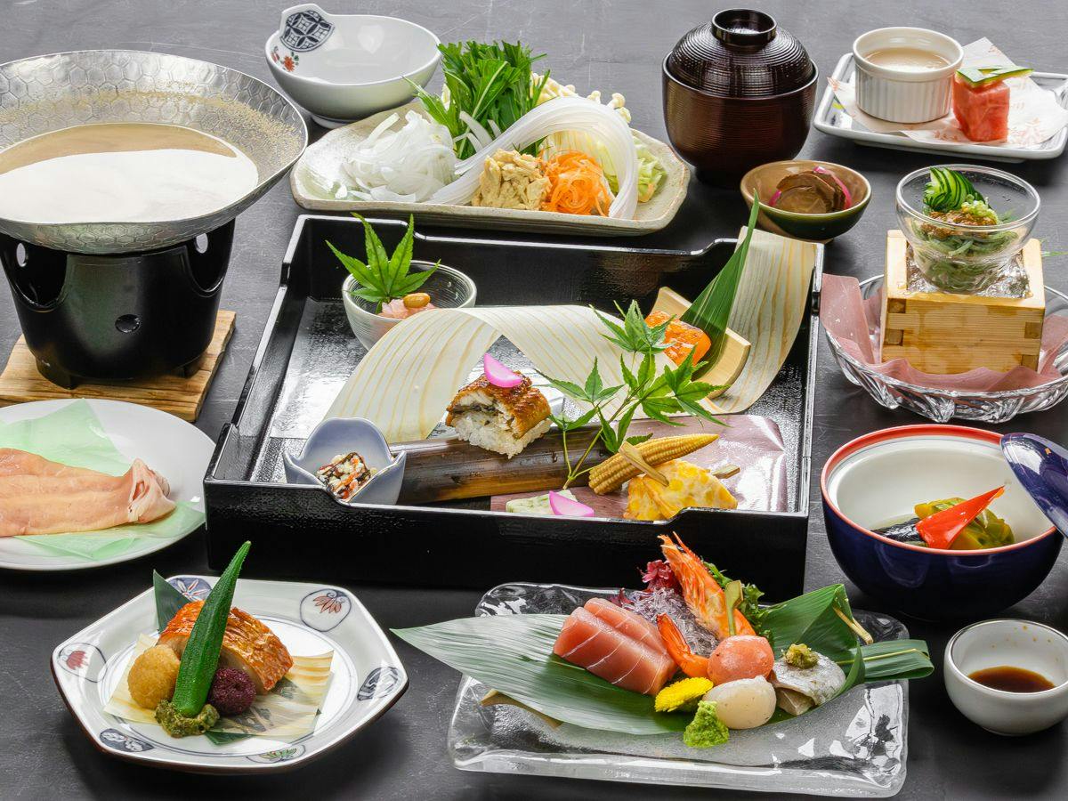 Forest Resort Conifer Iwabitsu