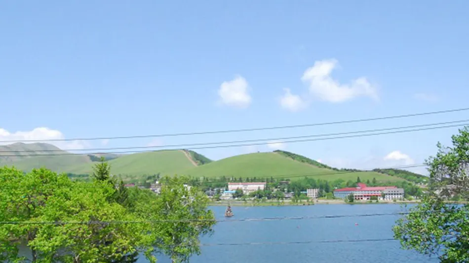 Kimimatsuso Inn by Lake Shirakaba
