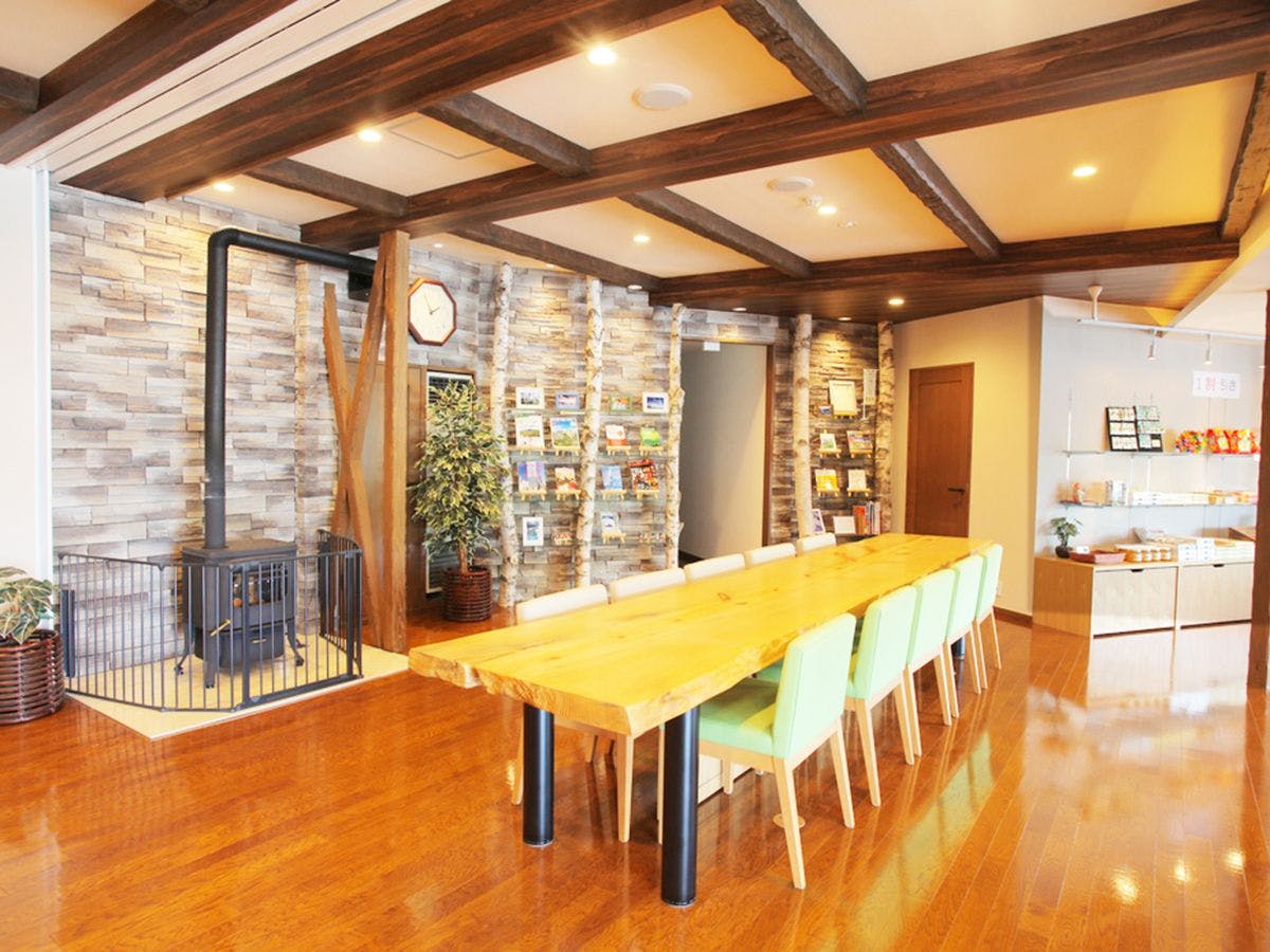 Kimimatsuso Inn by Lake Shirakaba