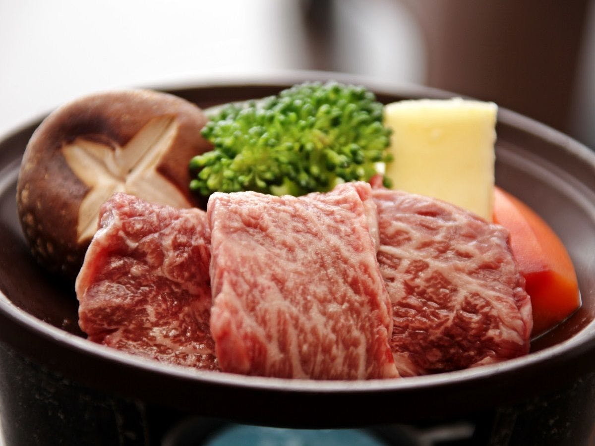 【เลือกได้การย่างบนแผ่นเซรามิก】เนื้อวัวญี่ปุ่นจากจังหวัดนีงาตะ