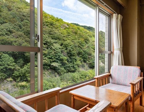 *客室一例　和室8畳