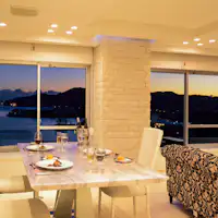 คลาสเซ่ ทาวเวอร์ อิมพีเรียล สวีท