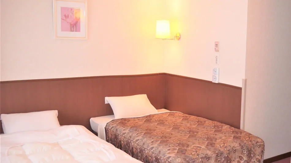U Community Hotel