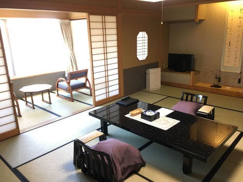 【最上階8F】眺望の良い和室12畳