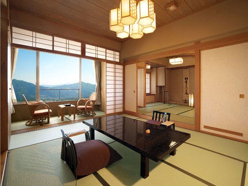 【最上階8F】三間・山々を望む特別客室