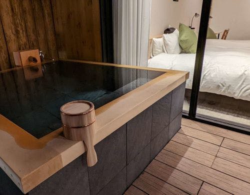 半露天風呂付渓流ビューセミスイート01号室