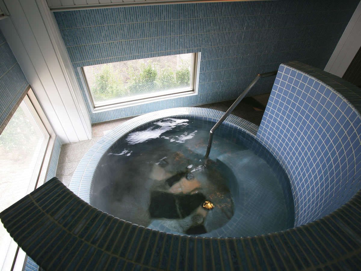Sakunami Onsen La Raku Resort Hotel Green Green