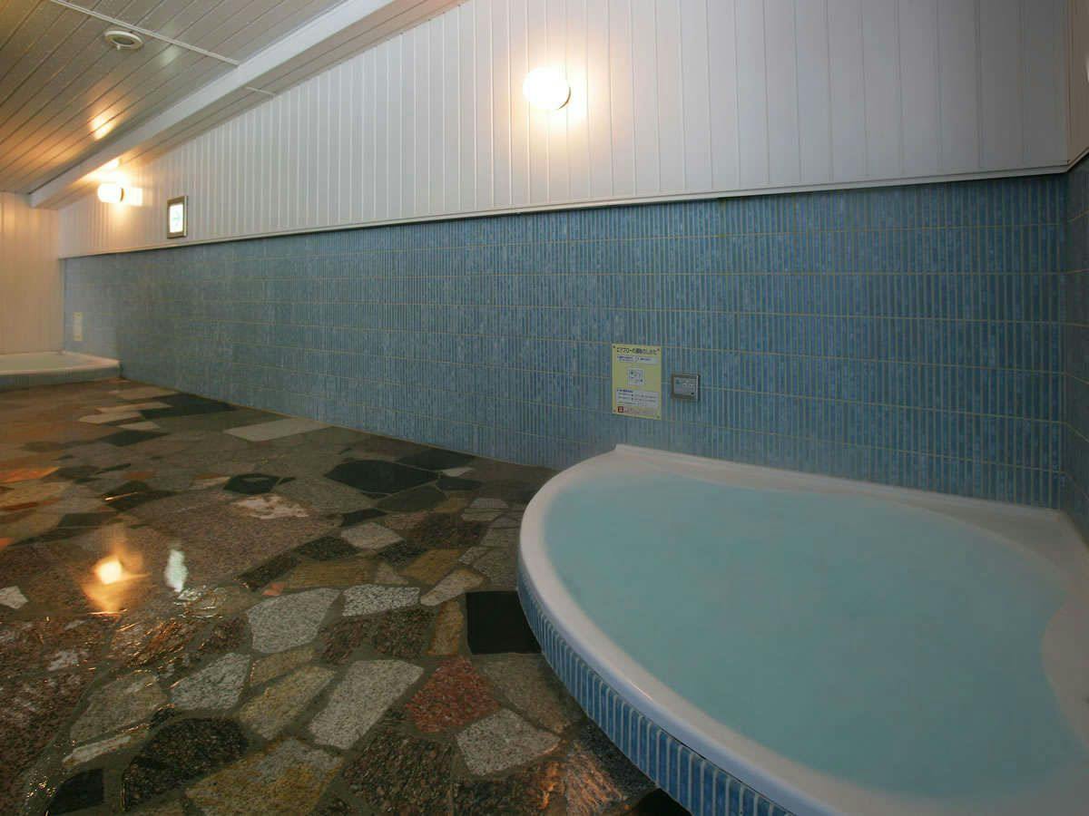 Sakunami Onsen La Raku Resort Hotel Green Green