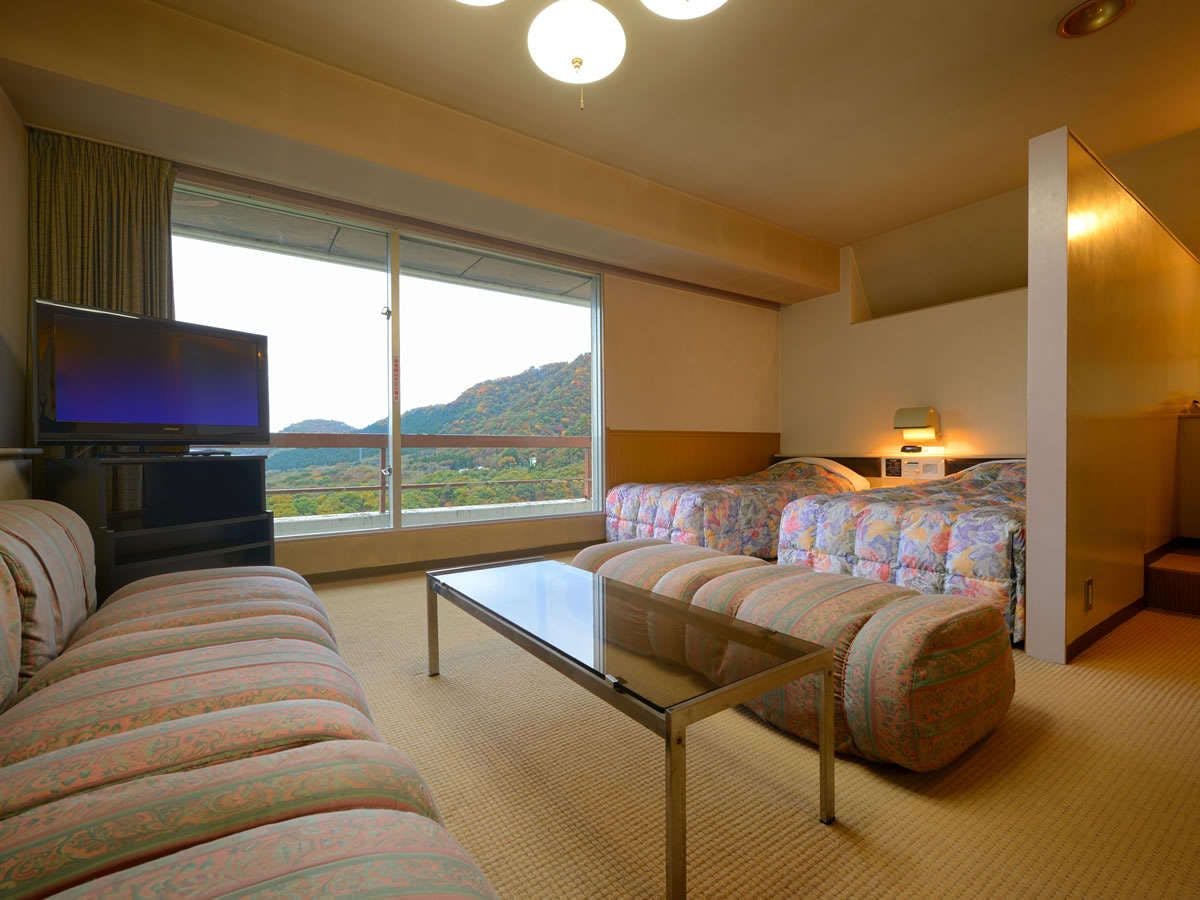 Sakunami Onsen La Raku Resort Hotel Green Green