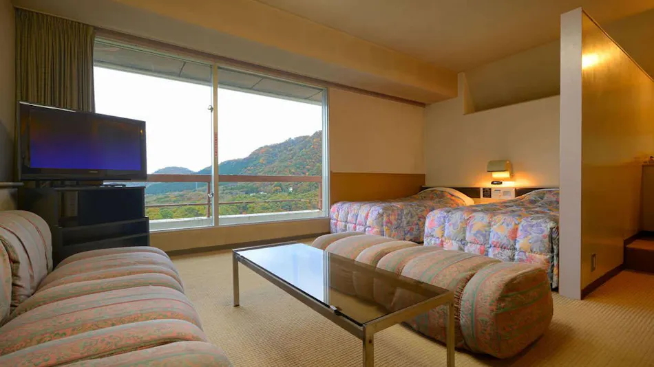 Sakunami Onsen La Raku Resort Hotel Green Green