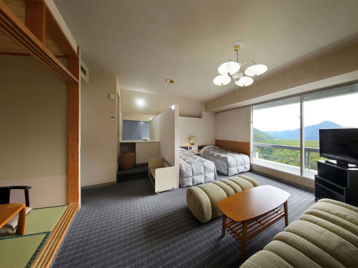 Sakunami Onsen La Raku Resort Hotel Green Green